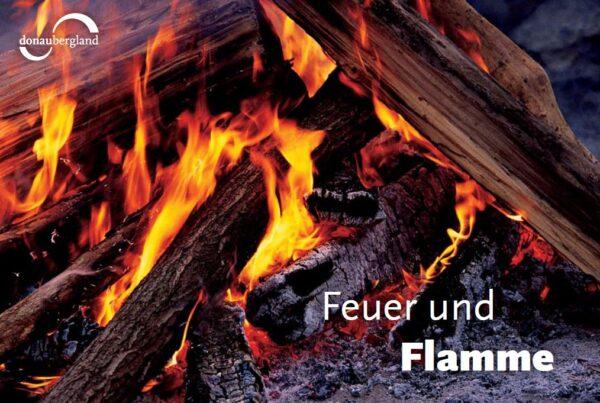 Donaubergland Postkartenmotiv mit offenem Feuer